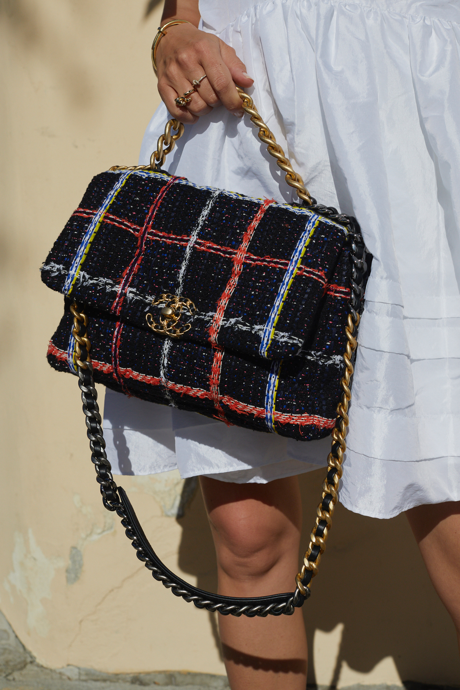 9FF5D512-0F47-43BF-839C-3EE03BCED710