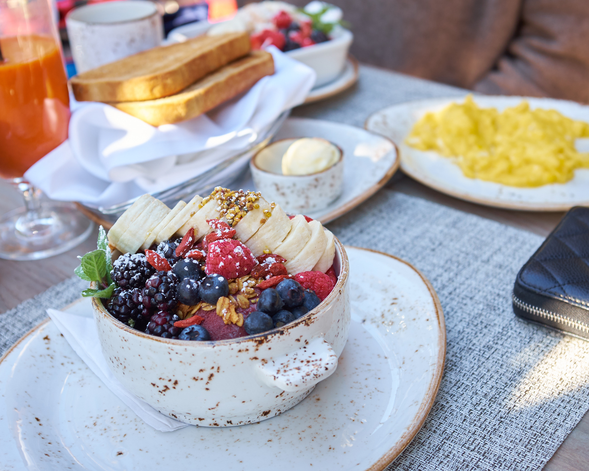 0C05660C-6A7C-49B2-92D3-09412208F37C