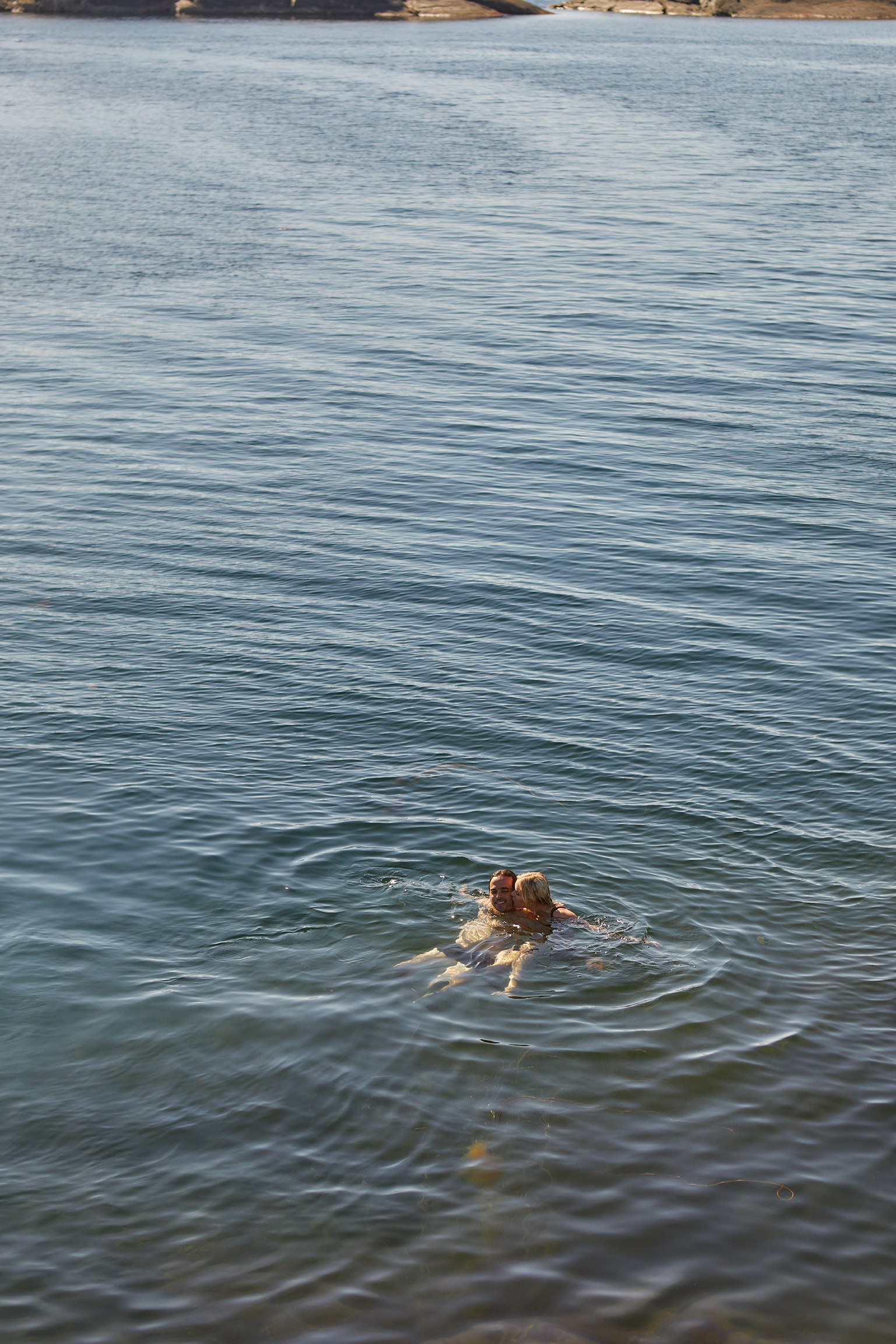 39EFC976-DFE6-4C85-A6E6-7F626C5345E4