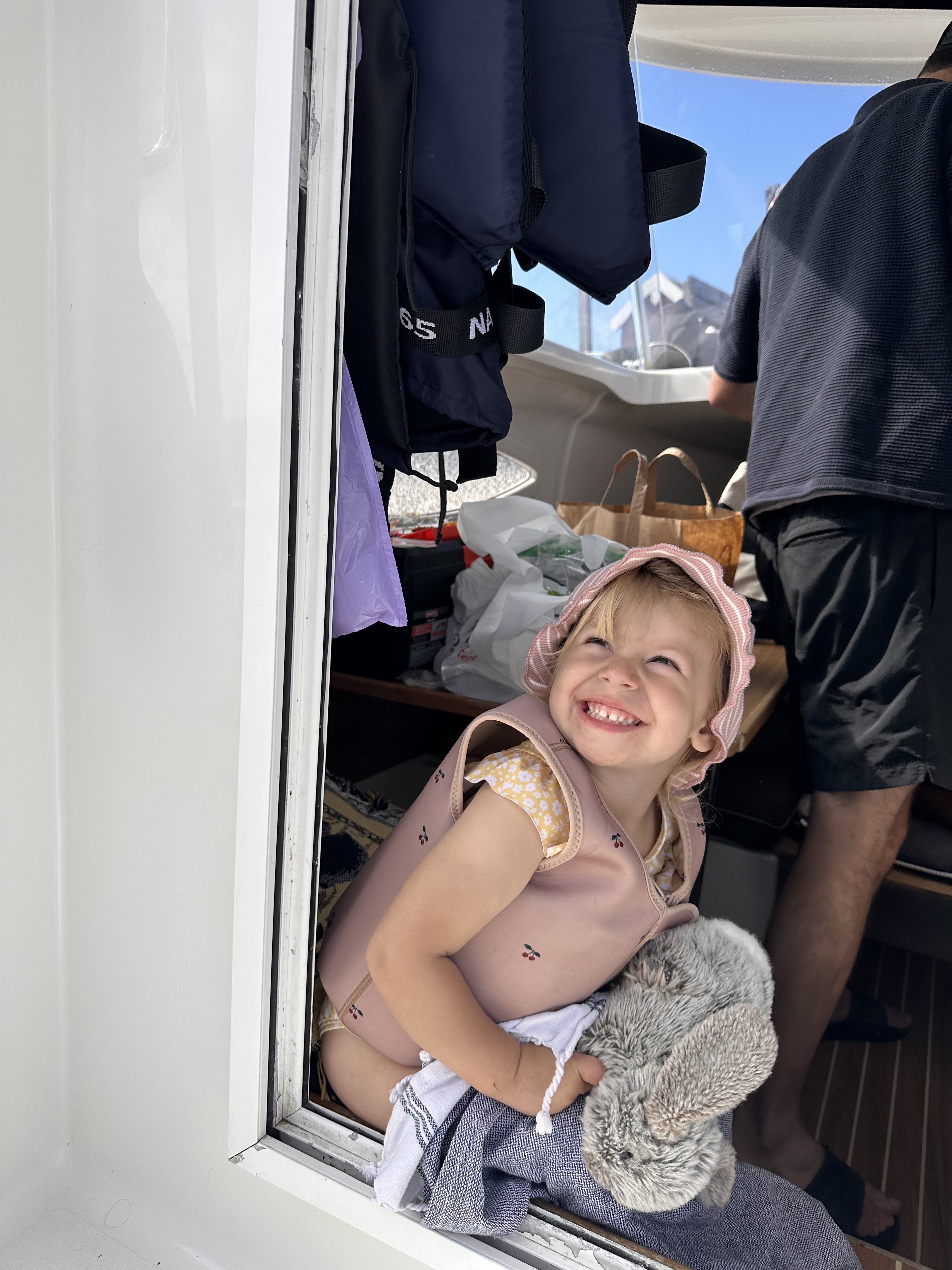 2E52C708-6AA3-4593-AF07-C56AF4379EFF