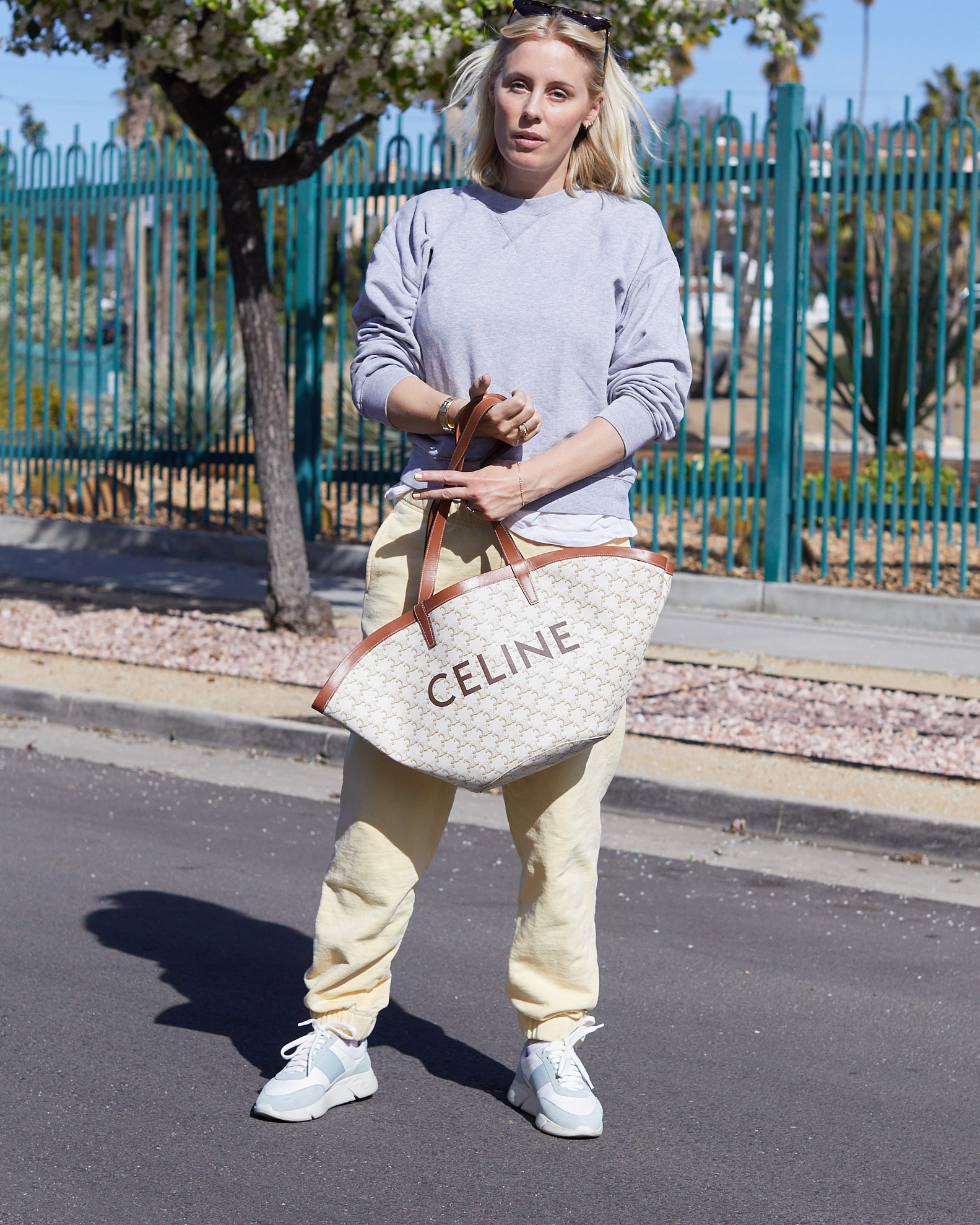 0321CF61-FE97-4A8B-9C92-5614DD95BF3E