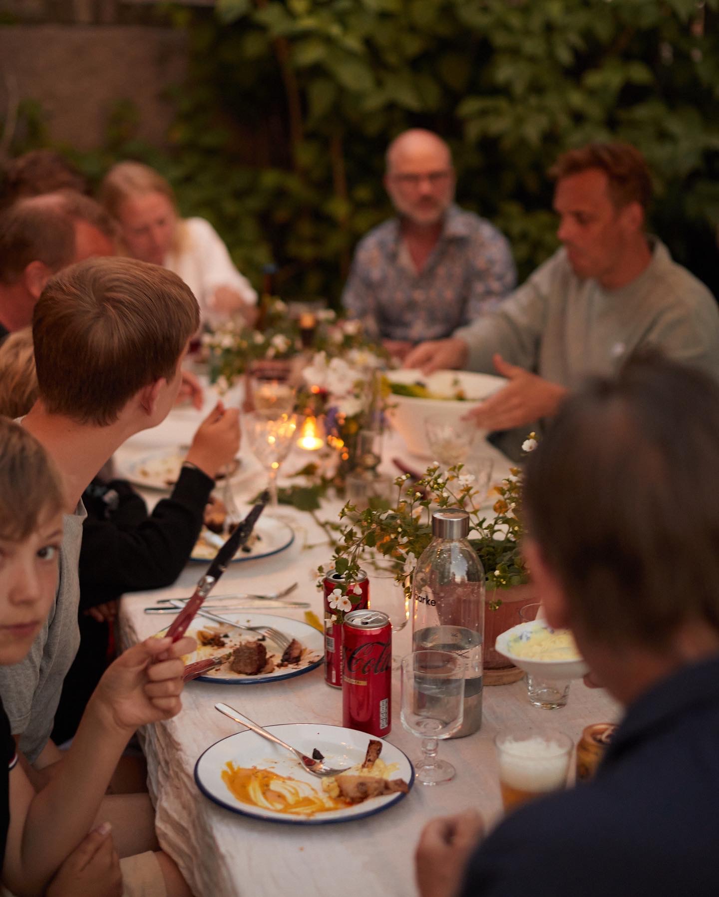 9D4E95EB-0AE1-4318-B6D5-8700FFEB4340