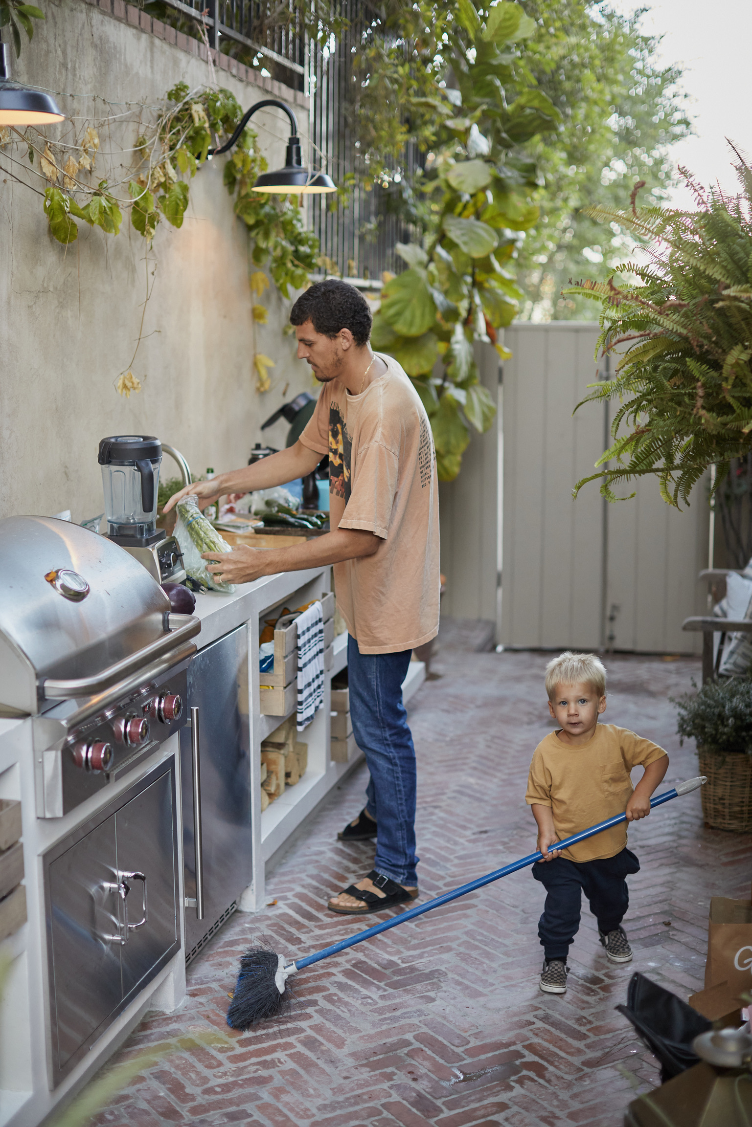 C7B5D2EF-3110-4C08-B6BC-4CD80415CED1