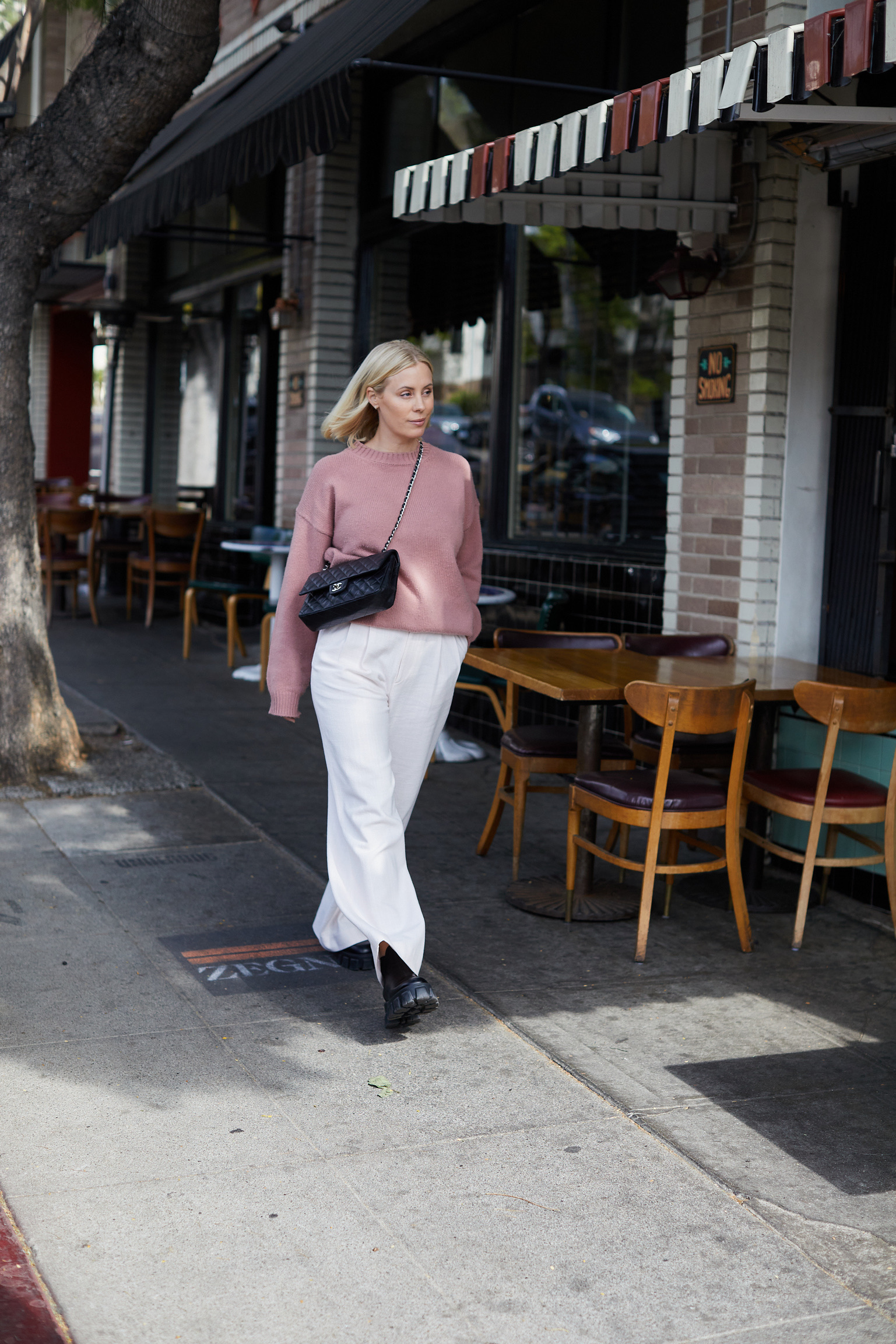 1E56F402-0A42-4BE9-B402-57A4A58FE01A