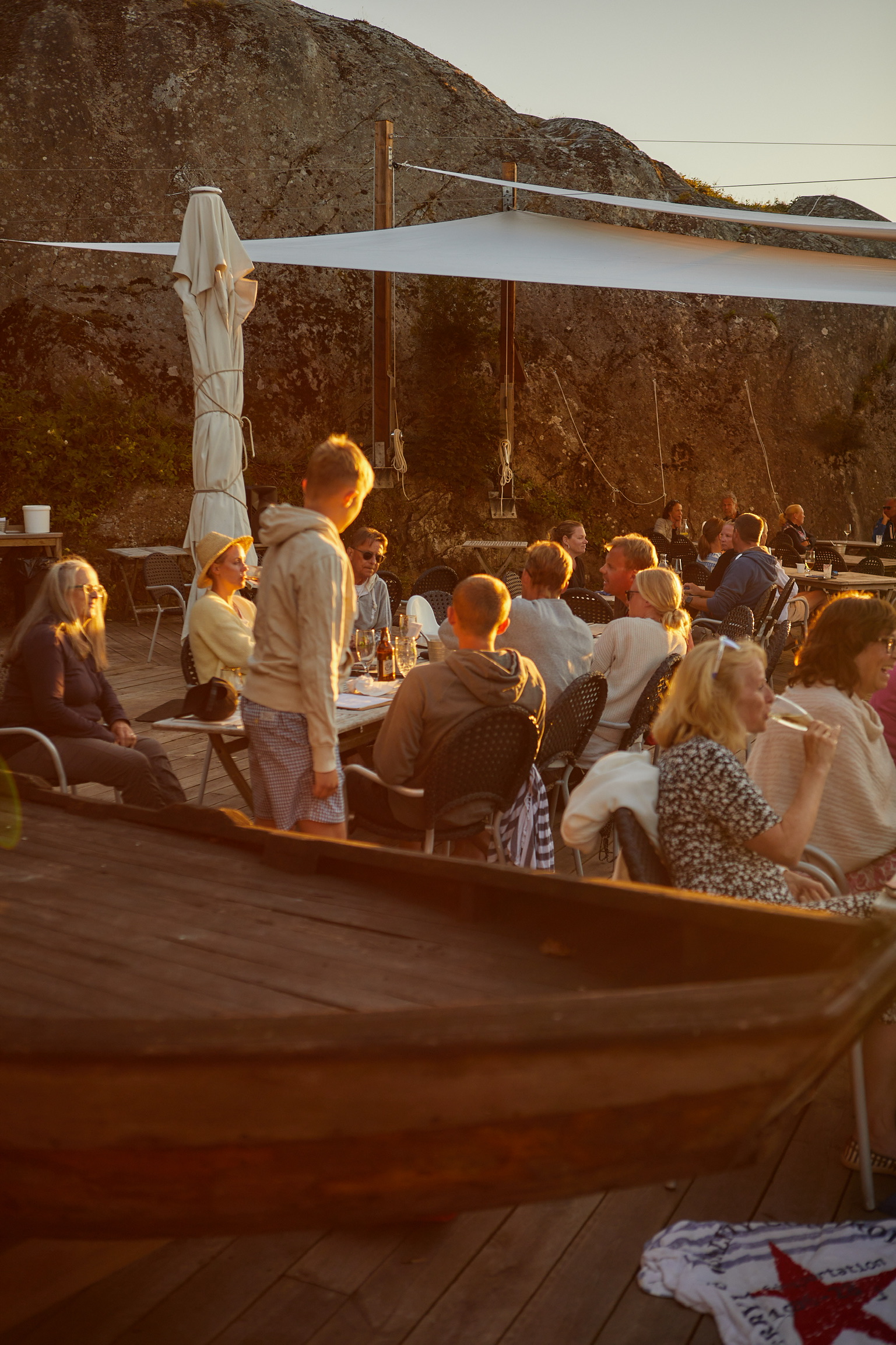 8CD9AFCE-54B4-4D83-9765-6F284B975D67