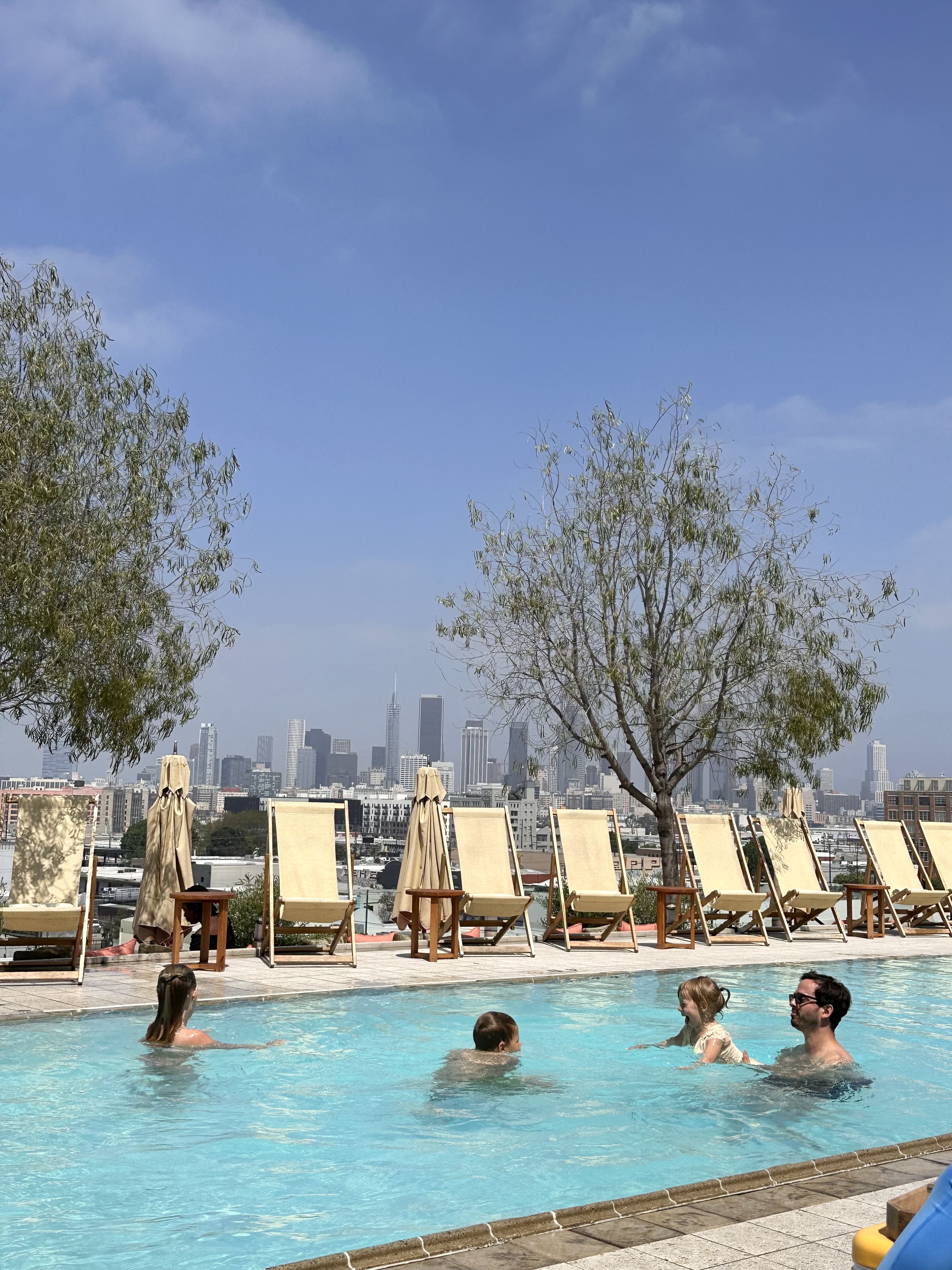 4B756591-CFBB-49D2-B593-9DDA30D0D124