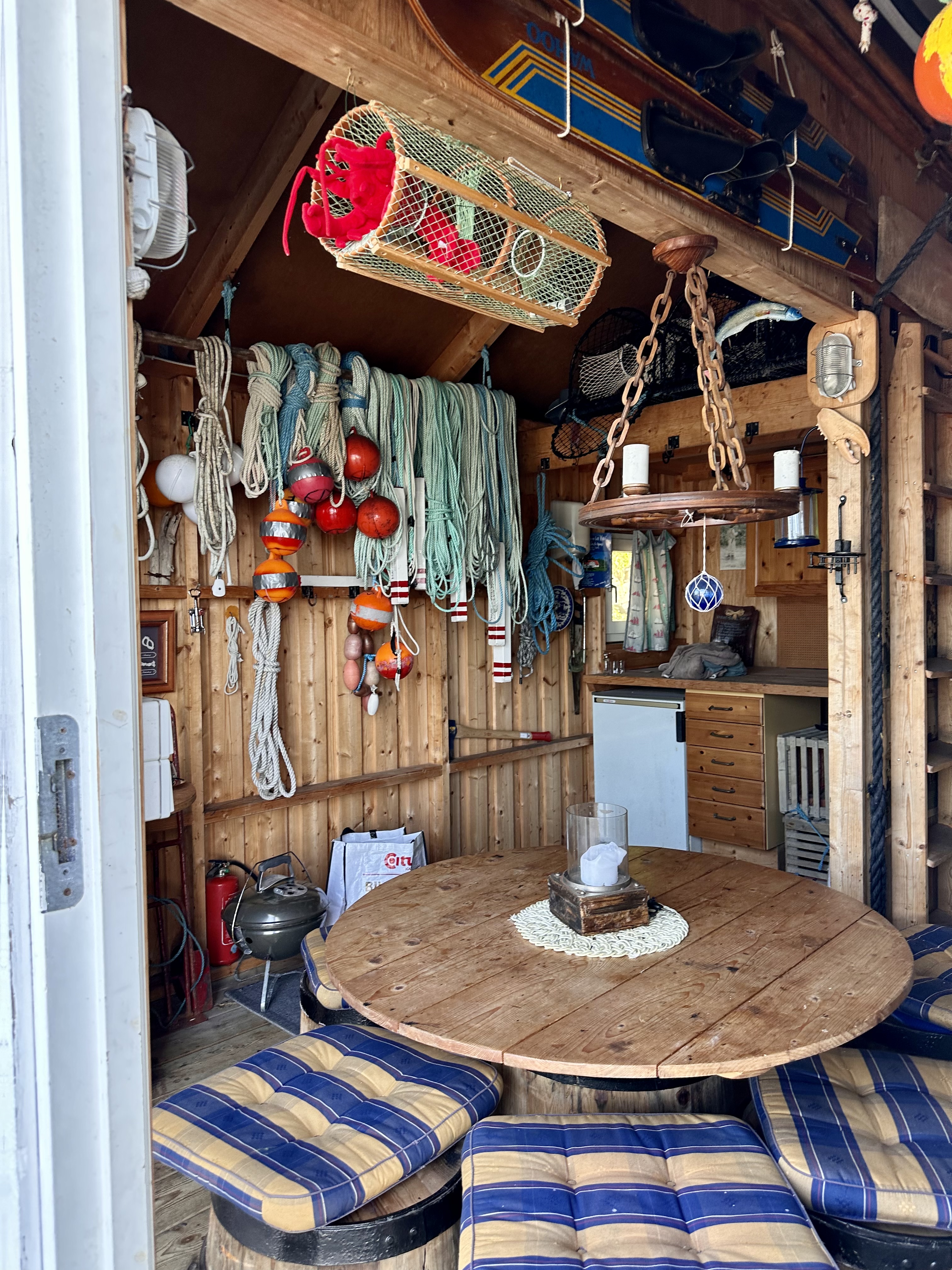 FEB5D27F-9329-4011-93BF-975F27B8CD35