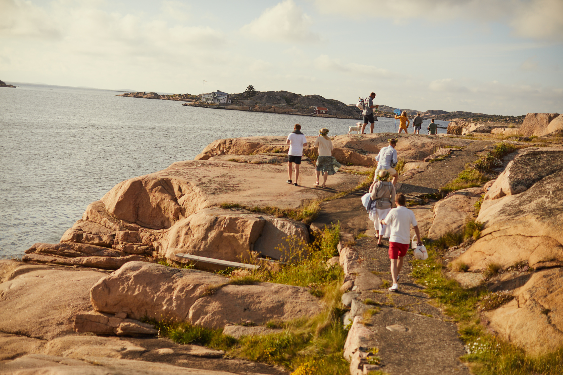 BD42111A-C861-4DFF-8A57-61D4B1E4E72C