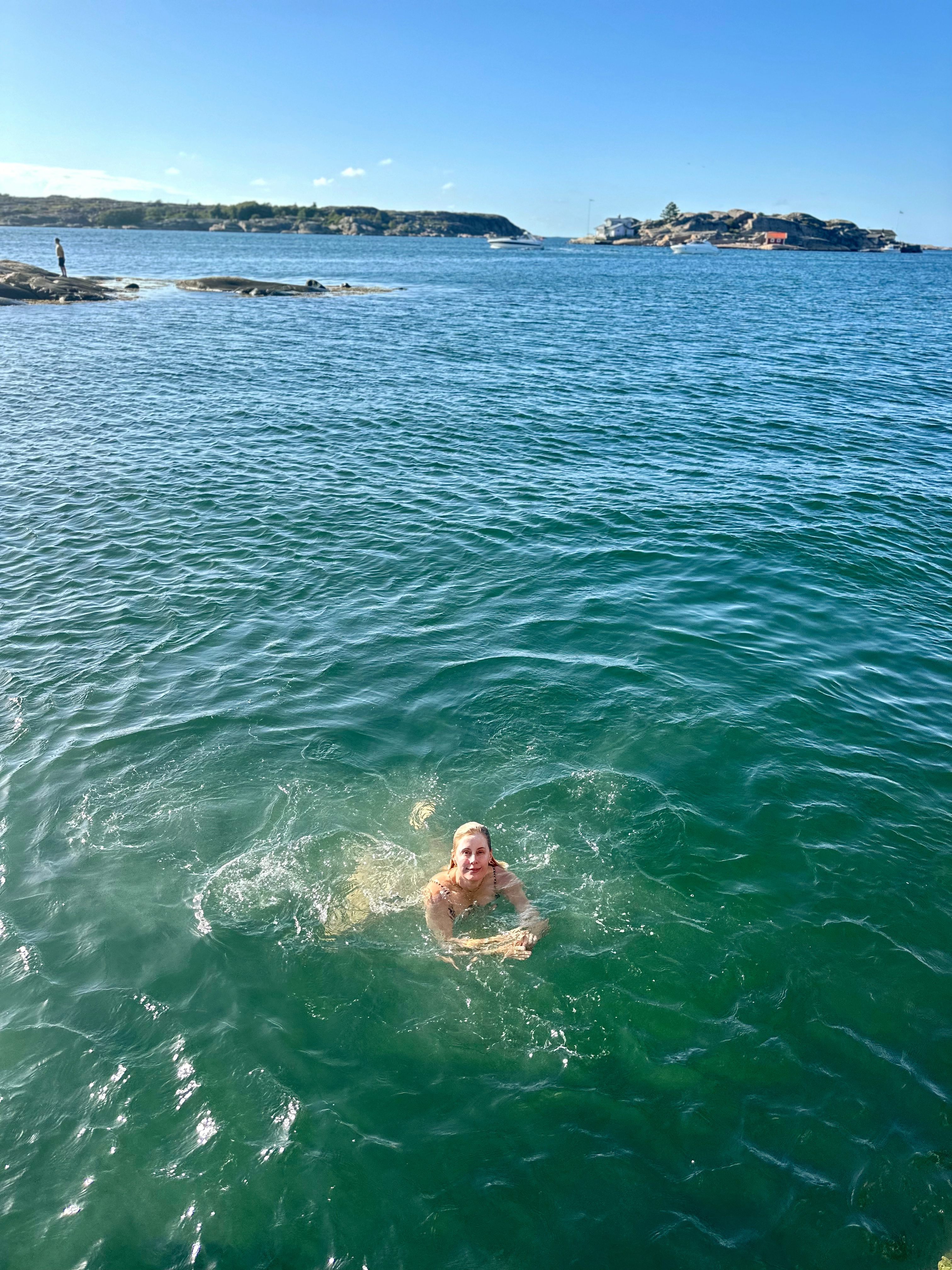 CB7DFC41-2BB0-4FFC-9554-1C9E4D92D657