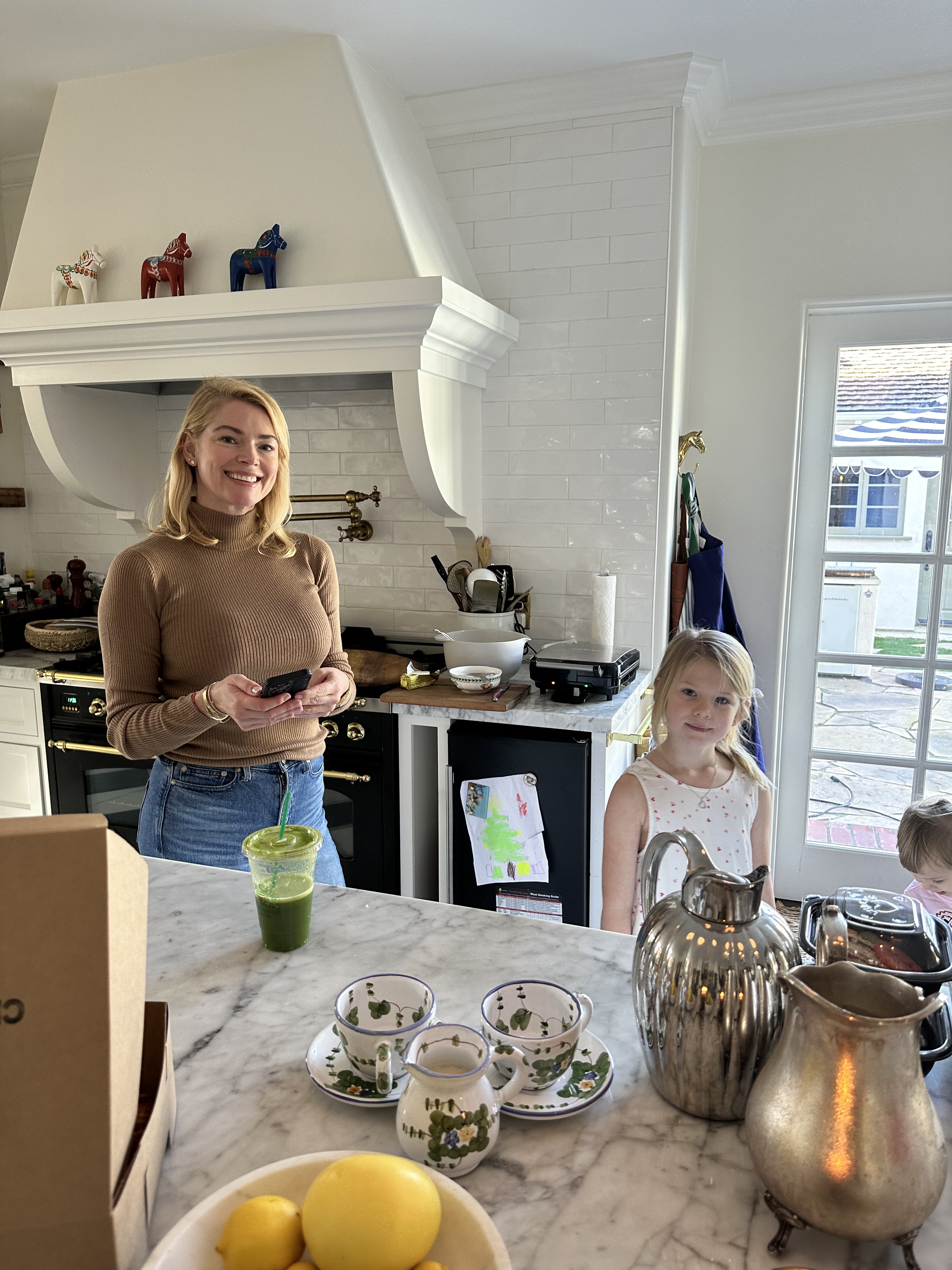 7DC98249-ACAD-45FD-BFDD-FCAD7CFD83F6