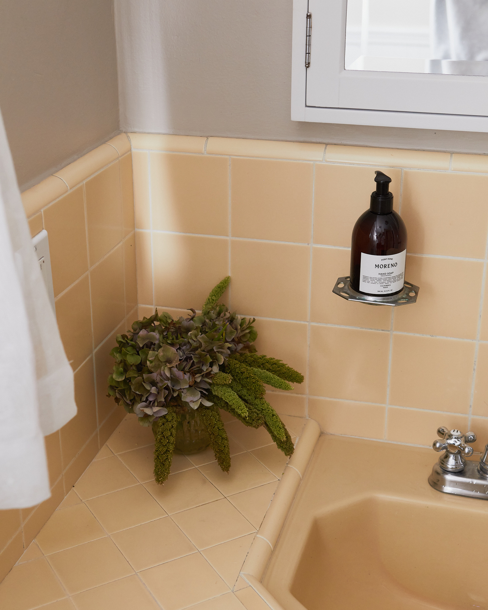 C436C9EE-042C-4BA7-B597-A8FAE13D4D51