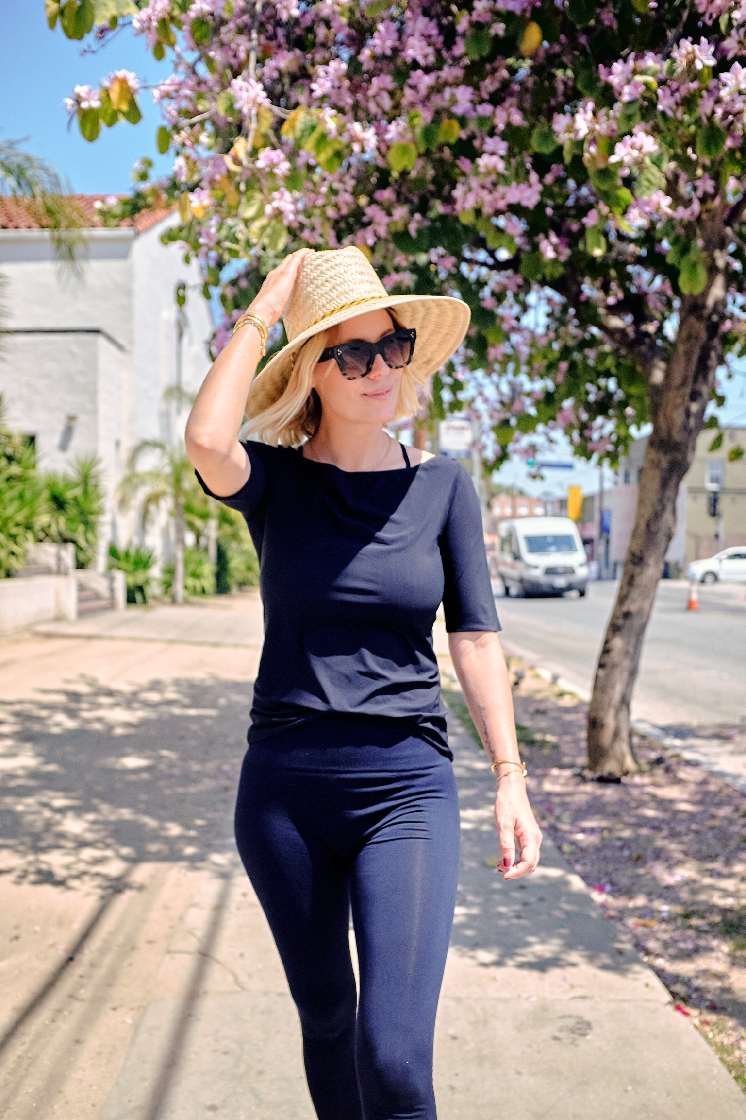 6F4E1442-FE44-4239-8446-65AA4CD08817