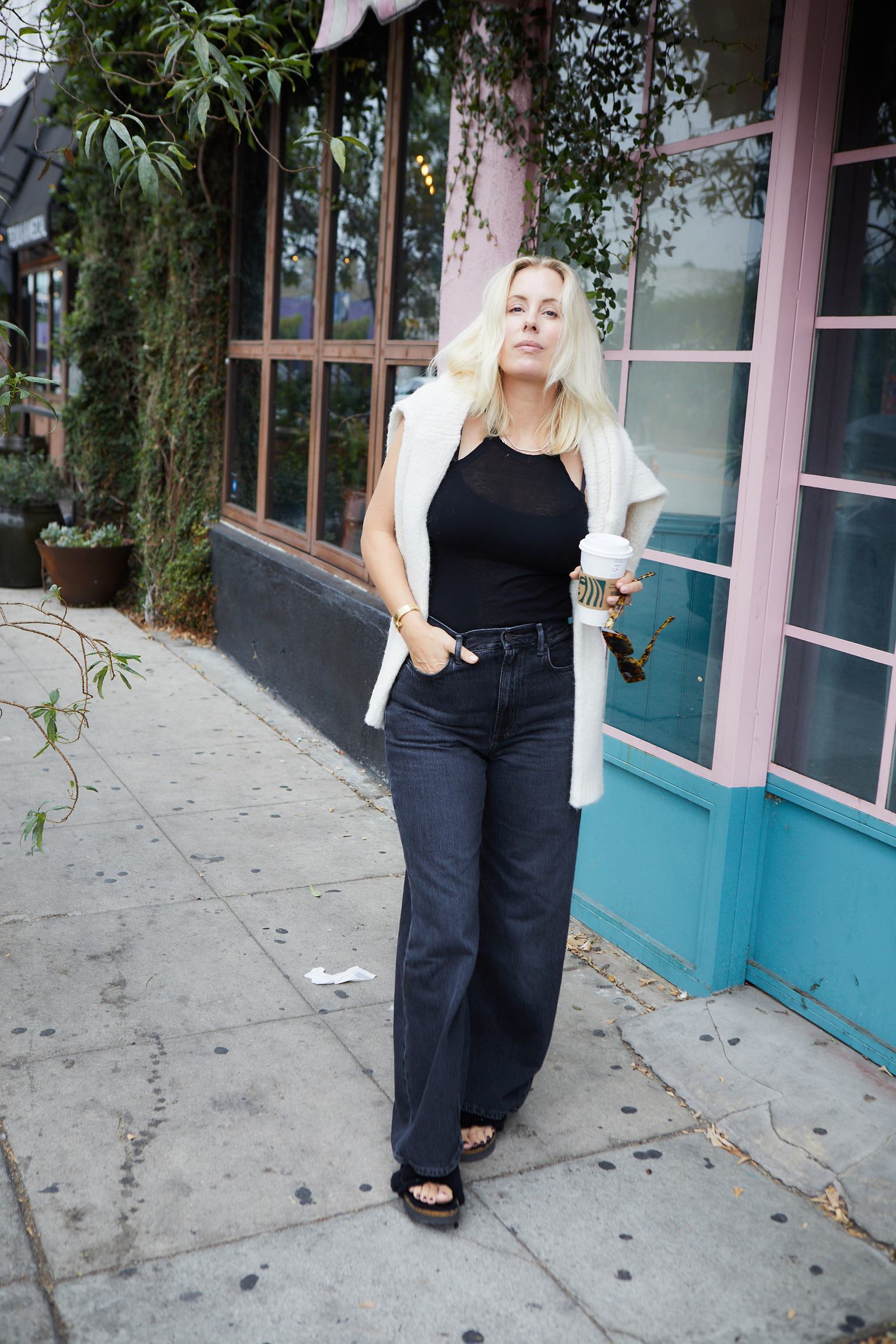 27F4D659-21AD-416B-BF52-274BA0526D74