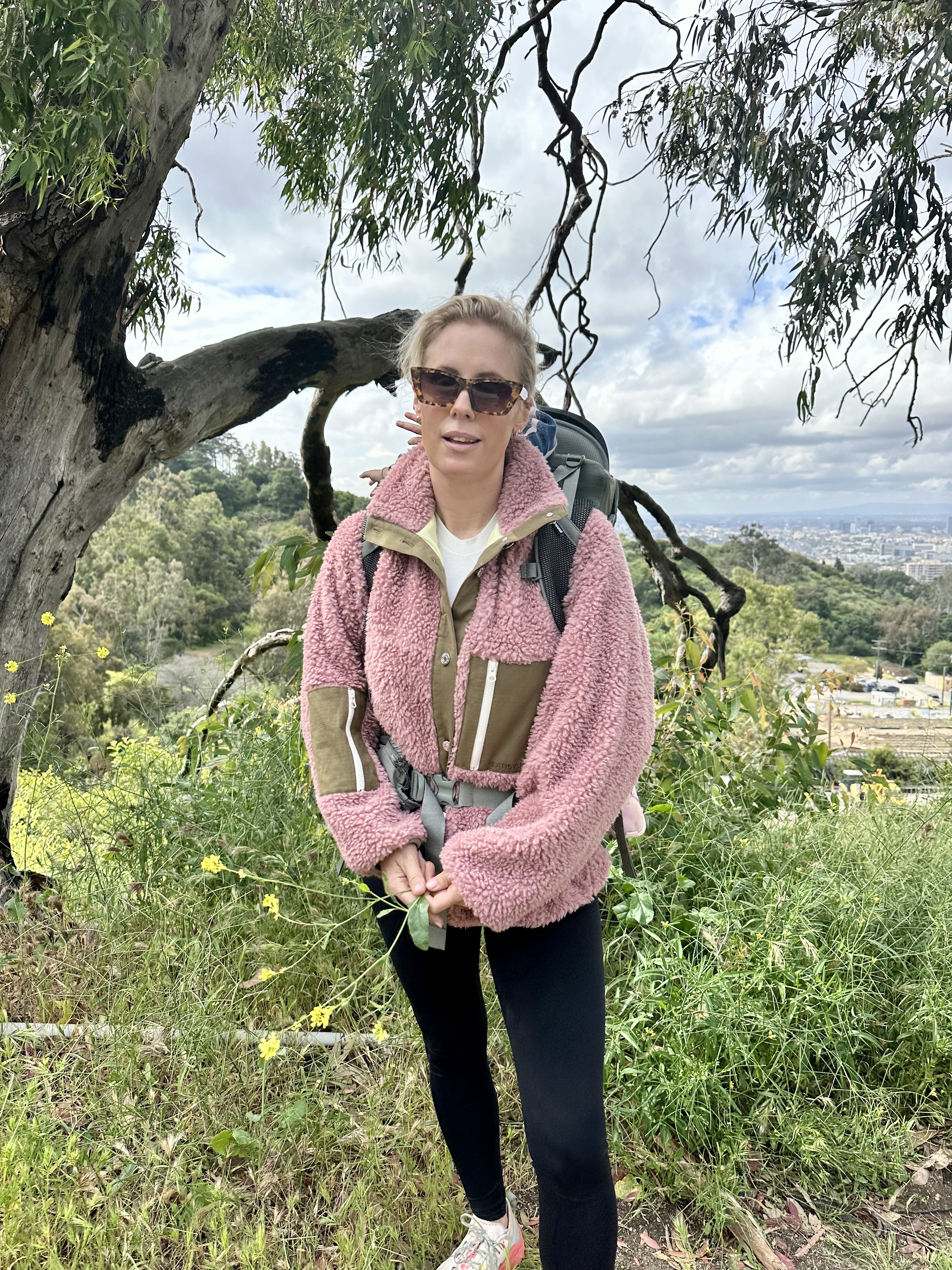 37C1DB91-9CDB-4DC5-BE4A-77B9C9DB9F7F