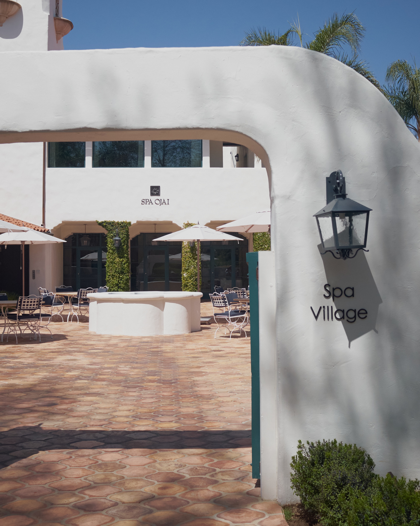 F673B5AB-4DB4-4C2A-BE31-8B0ED946660C