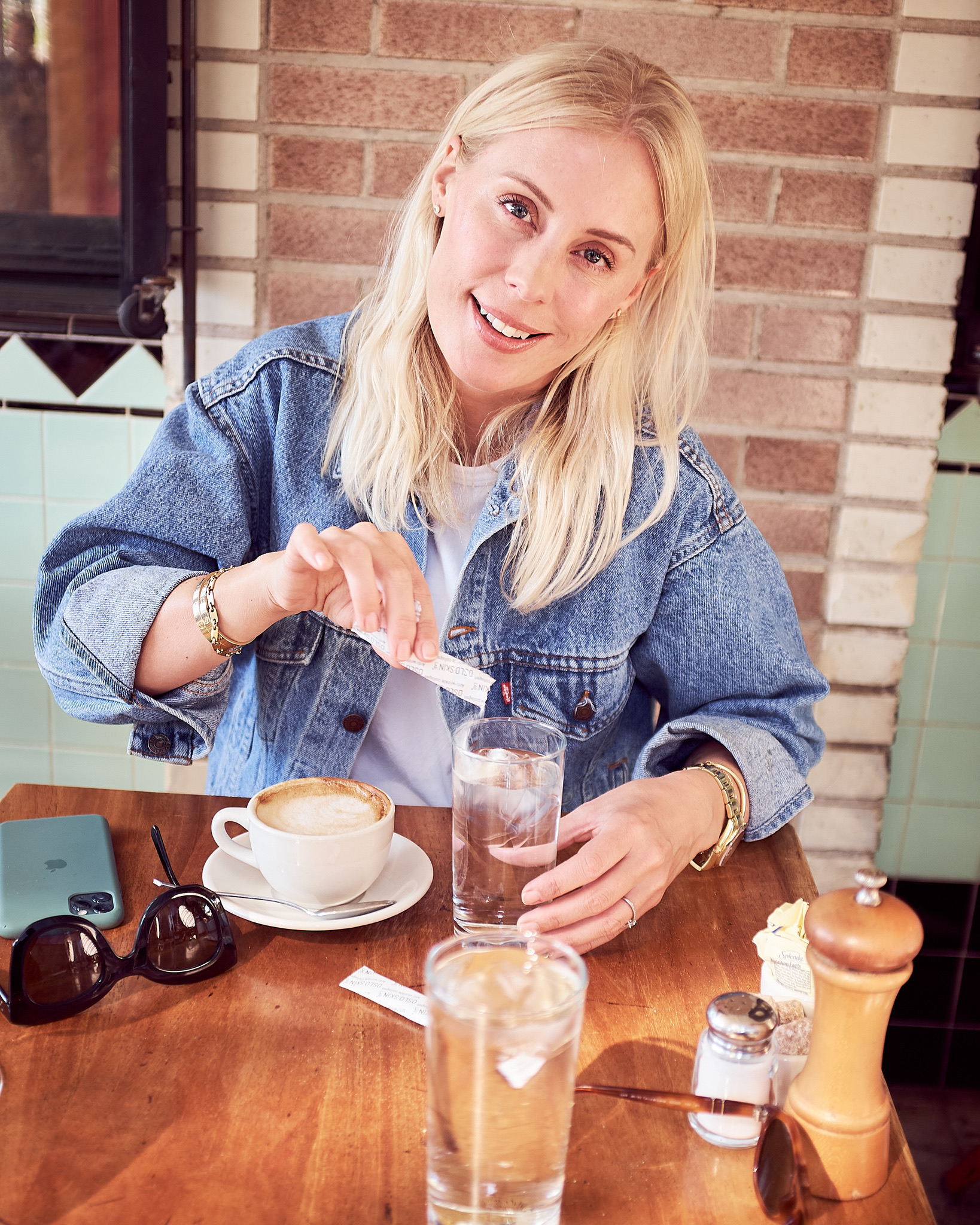 70015F26-3D65-4B23-9D74-12ACE4DB48F1