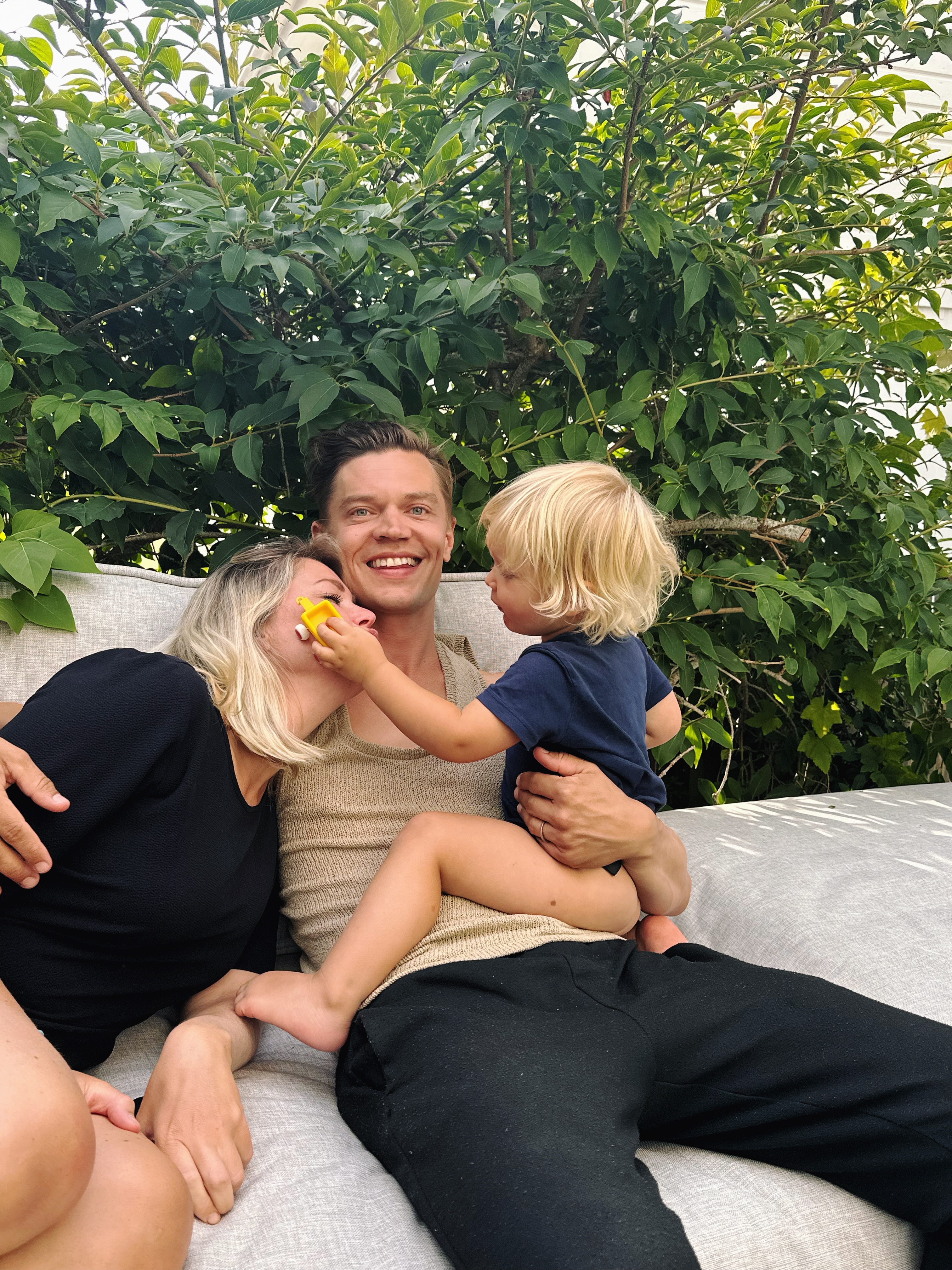 19C72F76-D2CA-42D6-BC89-B00B57A49BF9