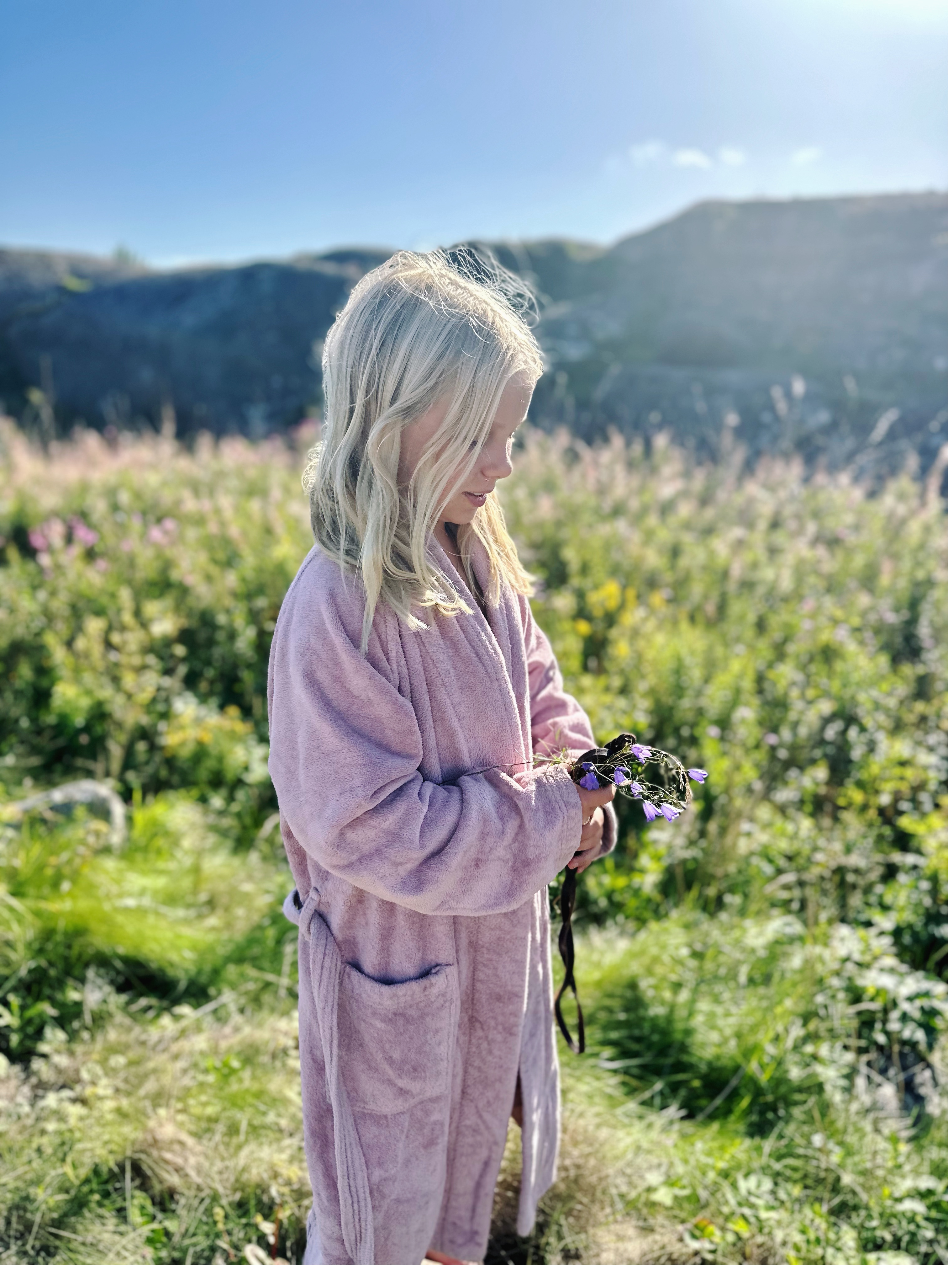 C1C03B35-C181-4A60-B9B5-534D4EE676E8