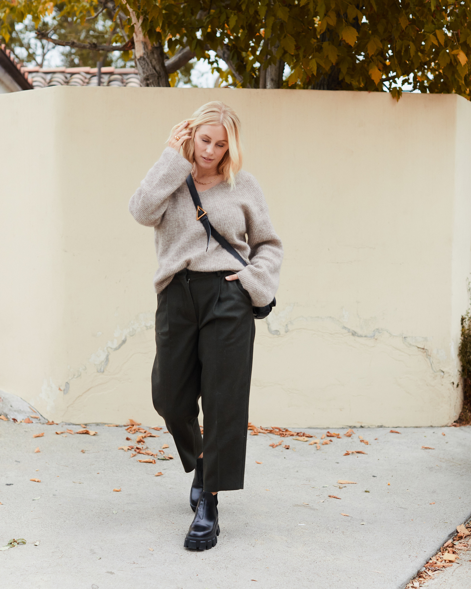 CE8A7964-40B1-4C14-9300-C7A34BEEB36A