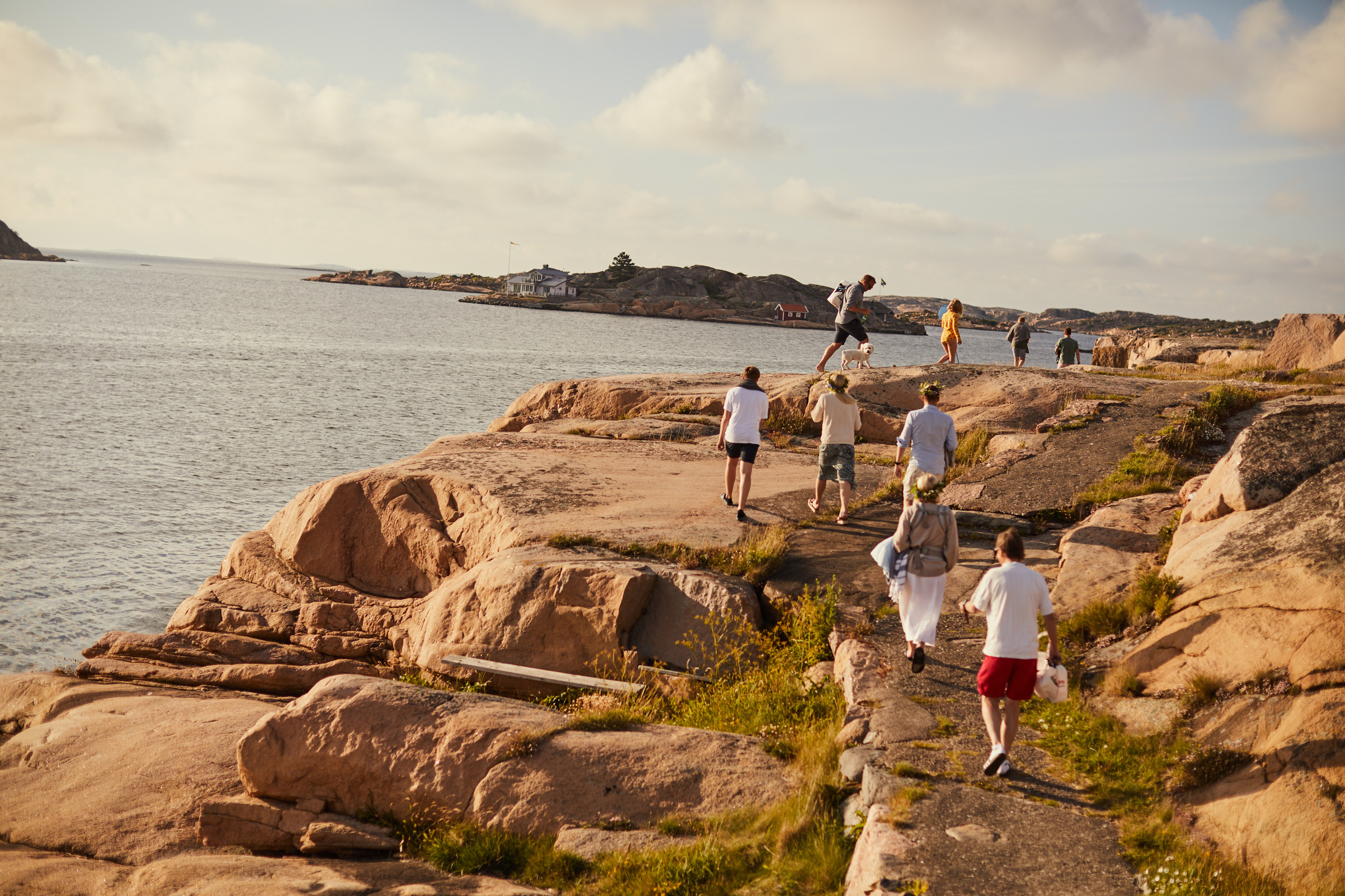 F6DC18BF-3EB1-4D3C-ABE7-CA9B8E8CD517