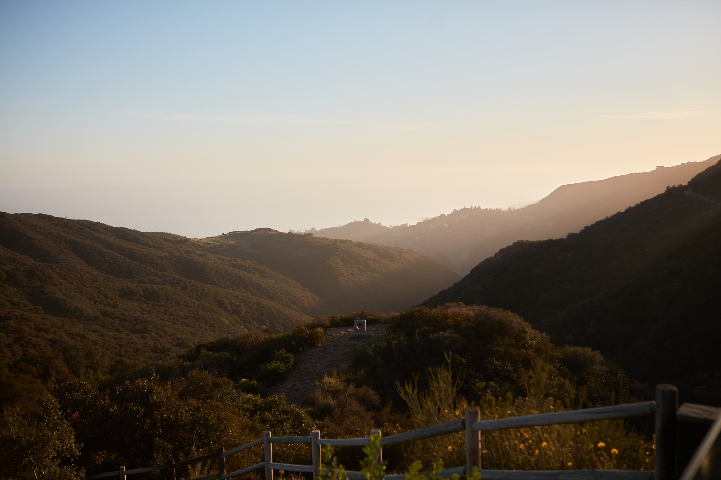 56DC050F-79F5-423F-860D-7CEA58F5B6B8