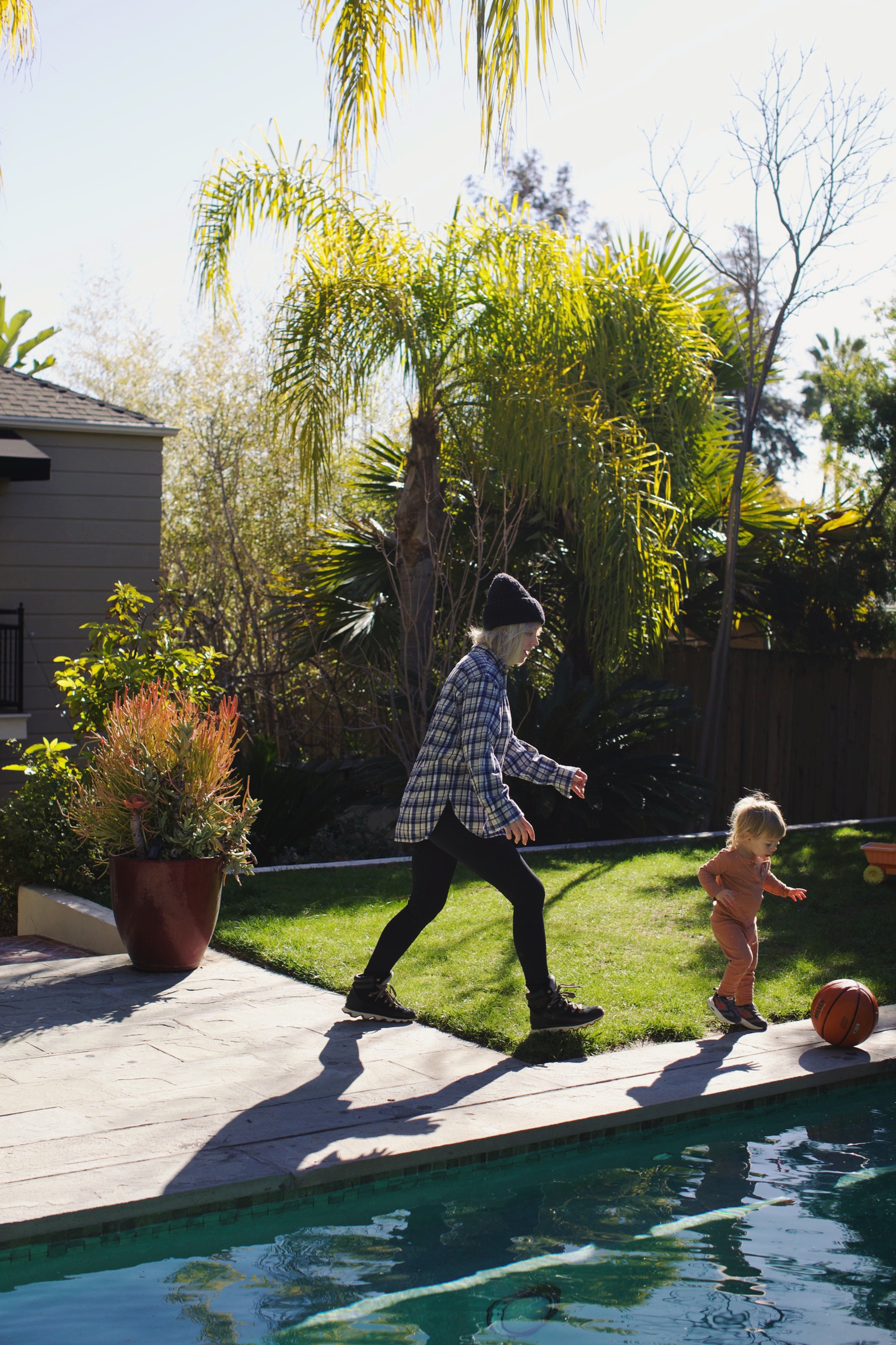 E25F610B-AA4D-43A4-8720-9AF752439E1F