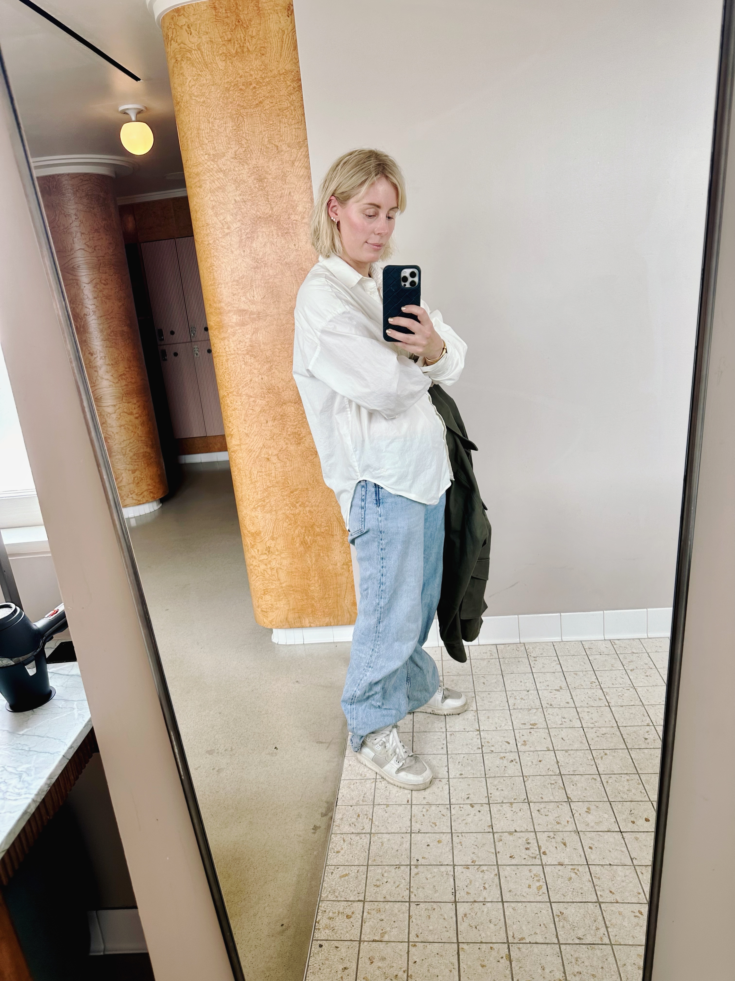 4D584C1F-0288-4D6E-8E8F-BB812A93674B