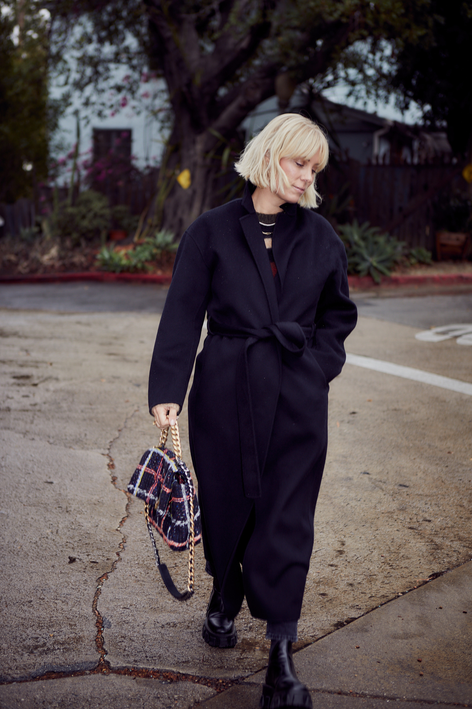 C5A5F483-75A7-4BC7-B863-3C9057FF75FE