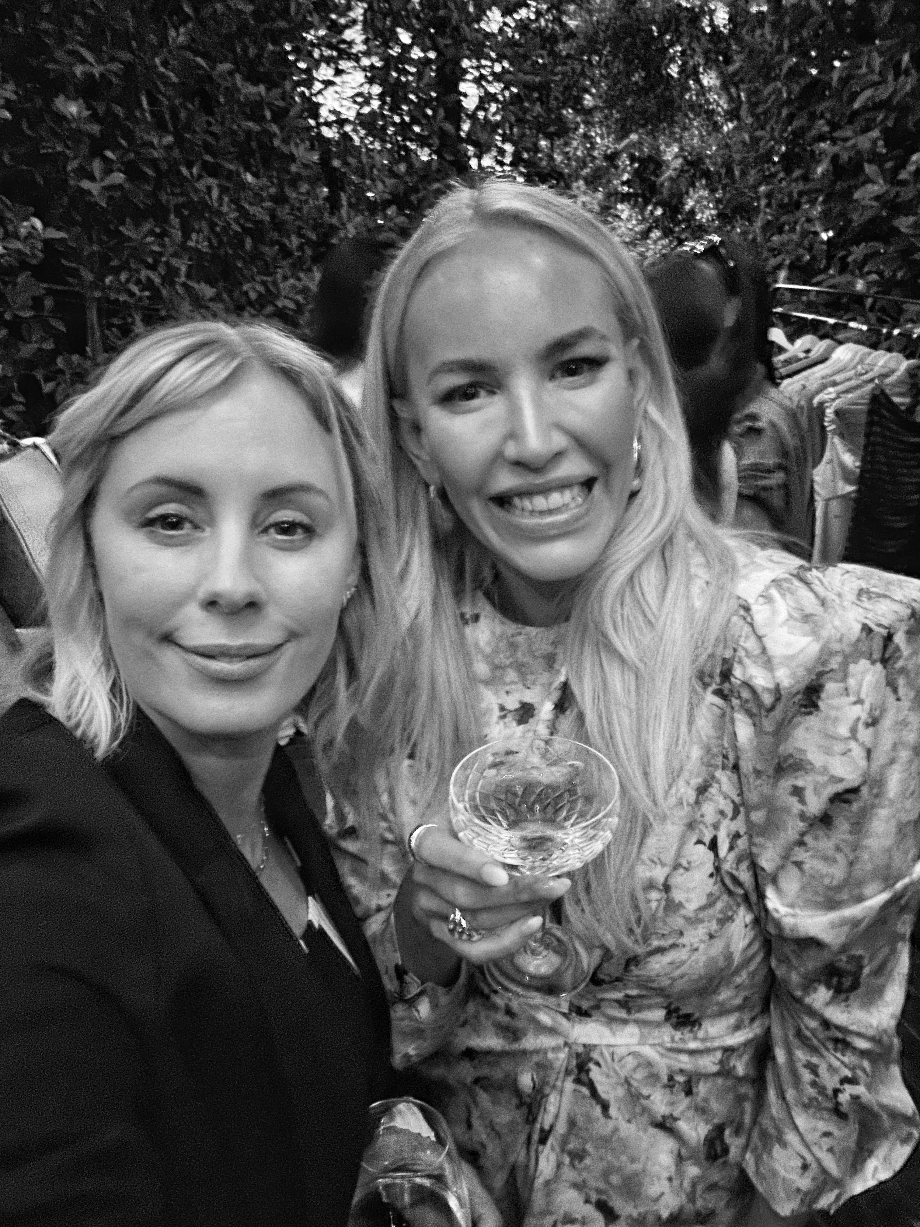 B1A244F5-1F4E-4E1A-90AF-38C4E68510BF