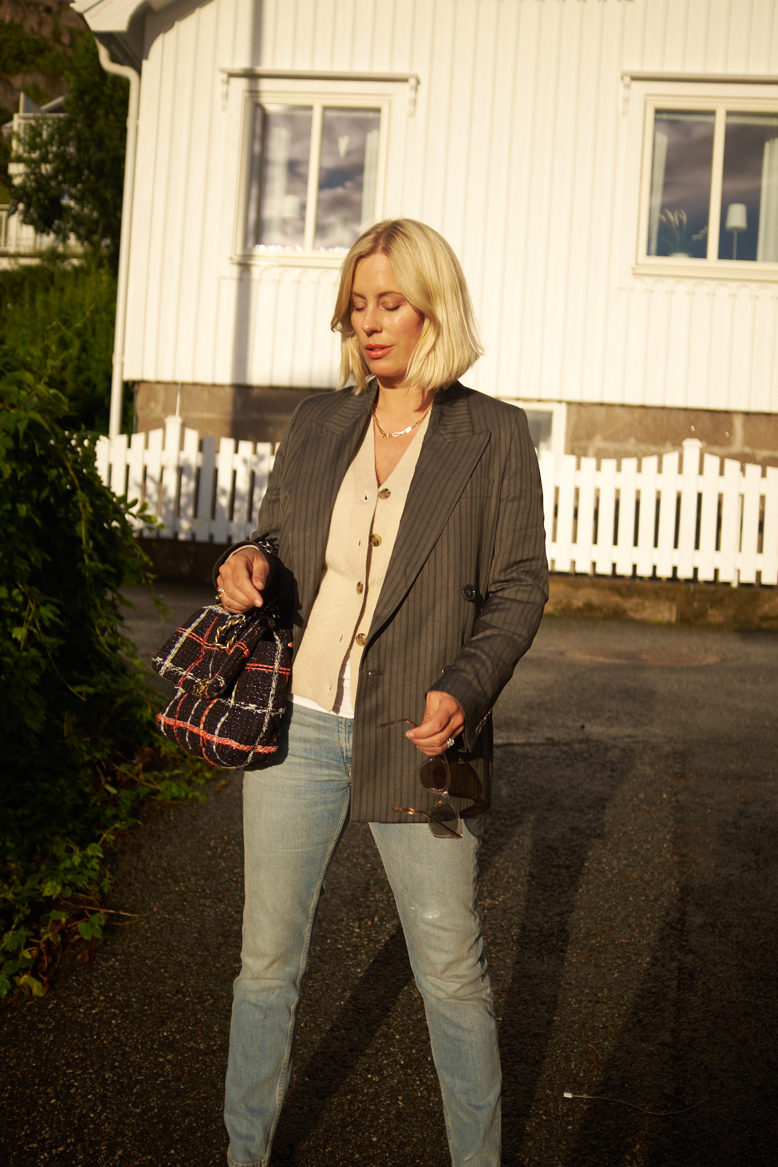 3BE646ED-3257-4D99-B277-9CE7FBC3F4A1